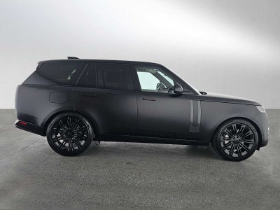 2026 Land Rover Range Rover SE