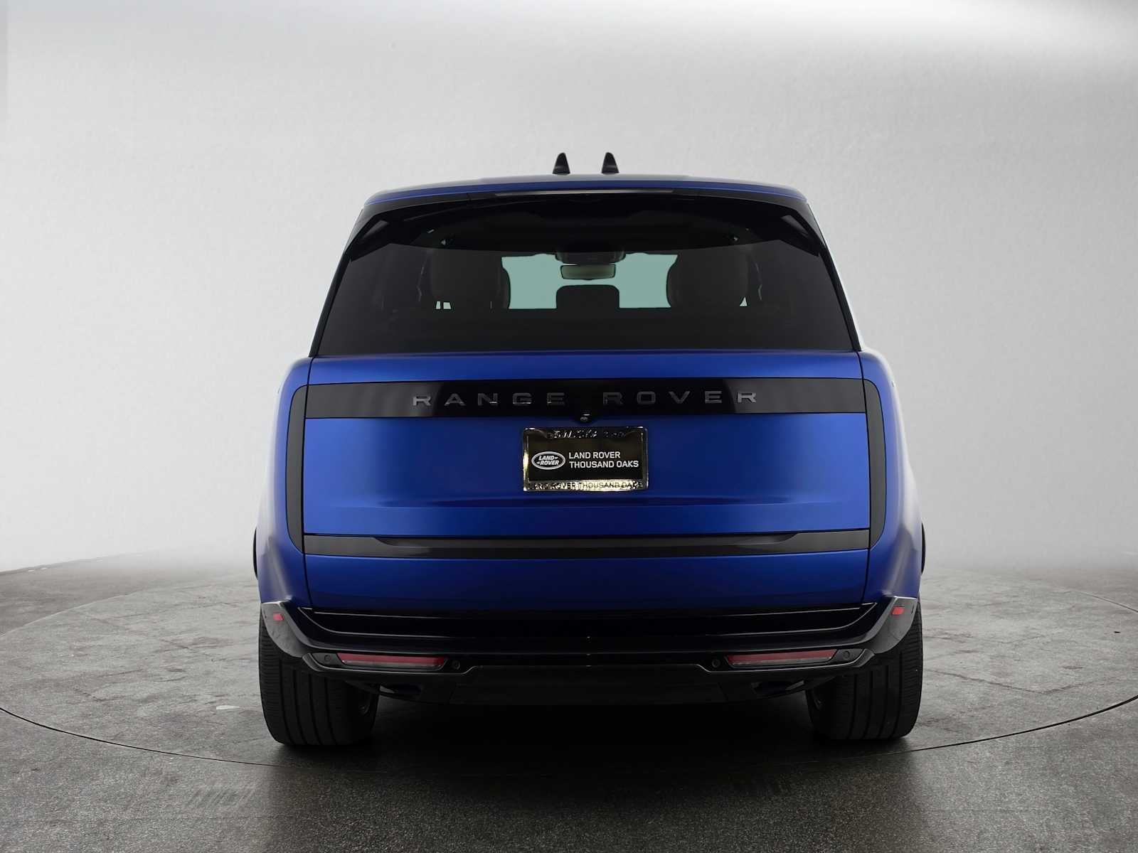2025 Land Rover Range Rover SE