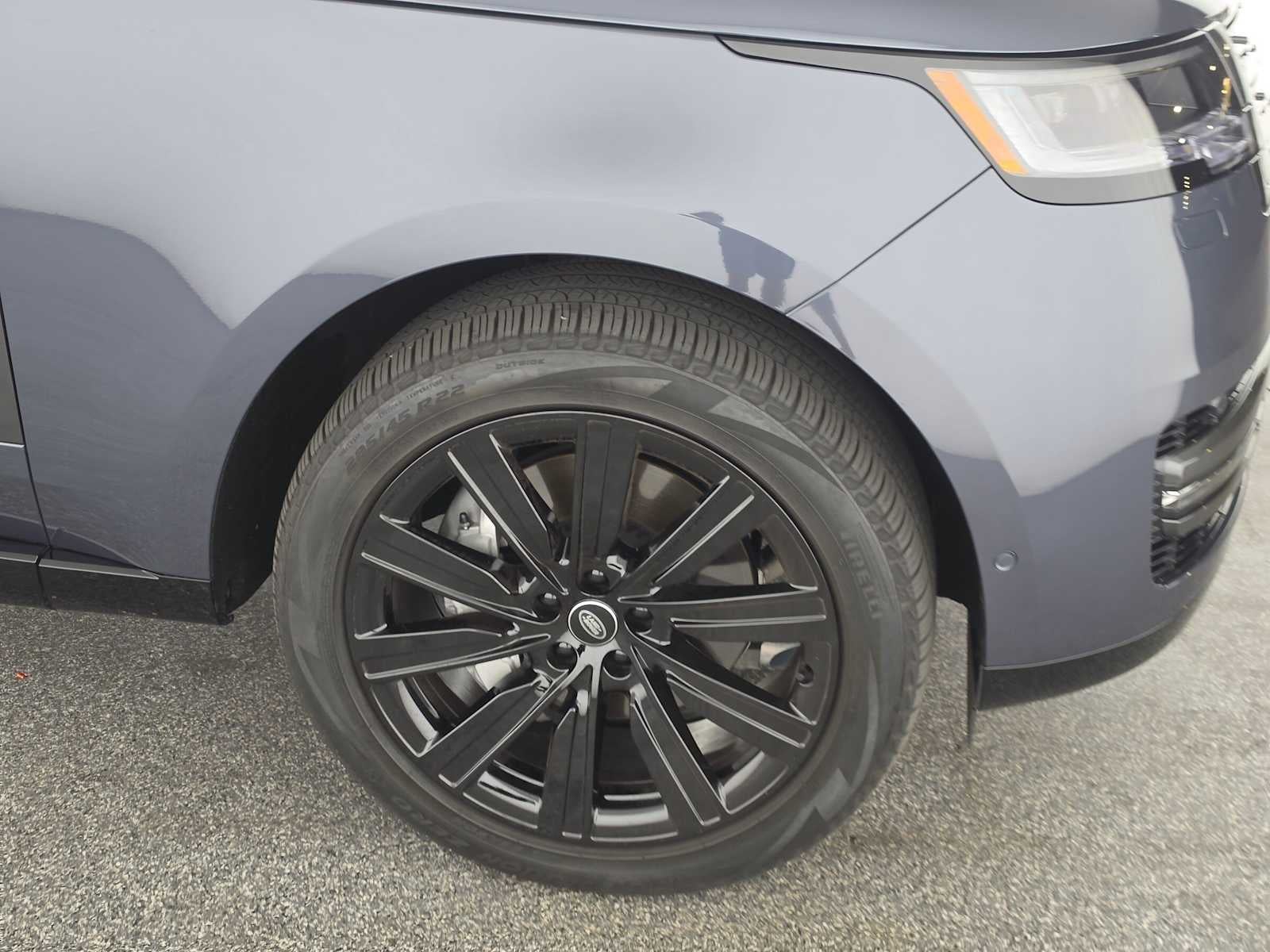 2025 Land Rover Range Rover SE
