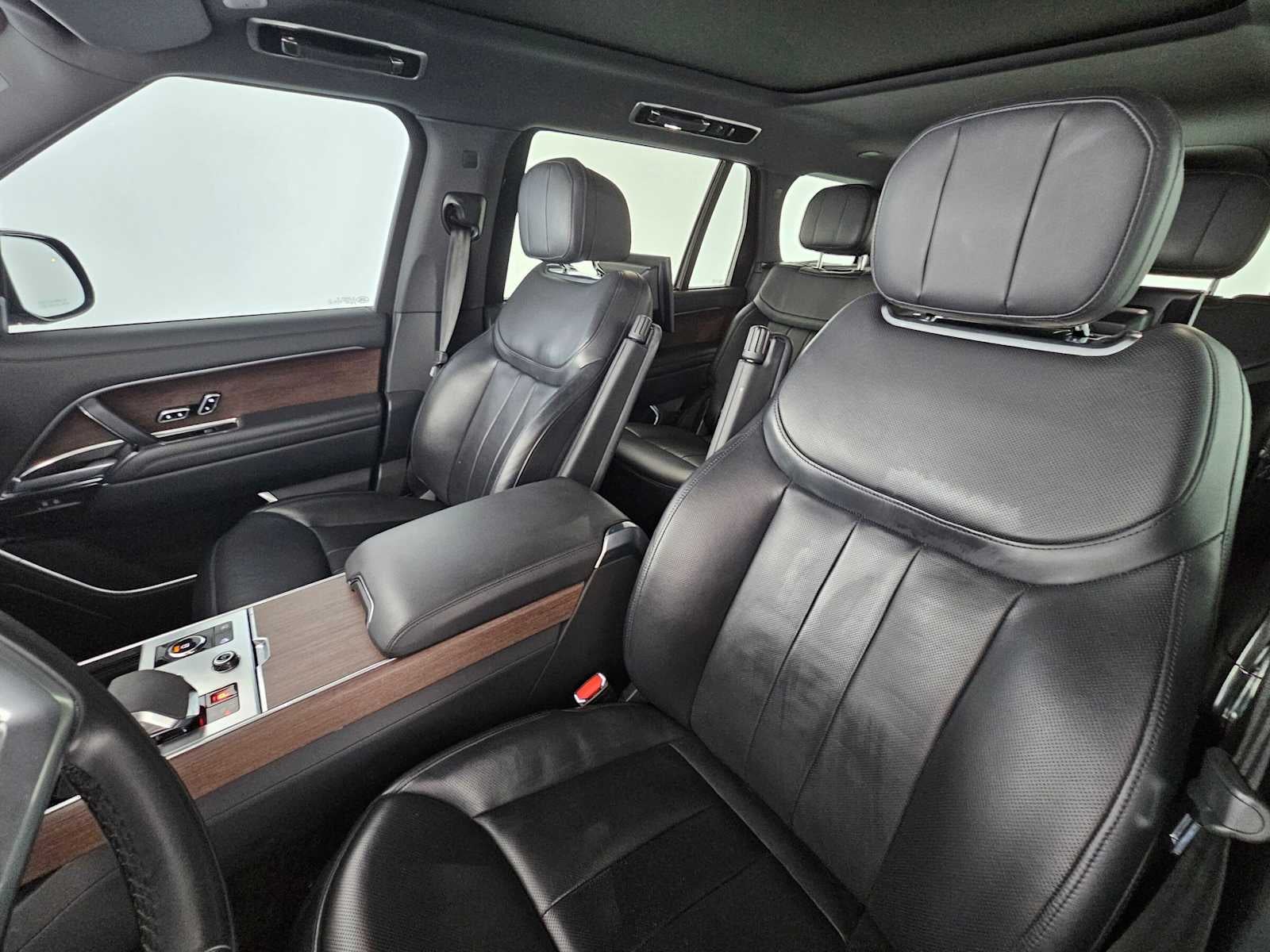 2023 Land Rover Range Rover SE