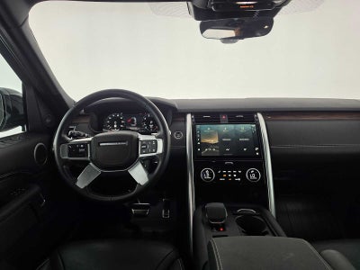 2025 Land Rover Discovery Dynamic SE