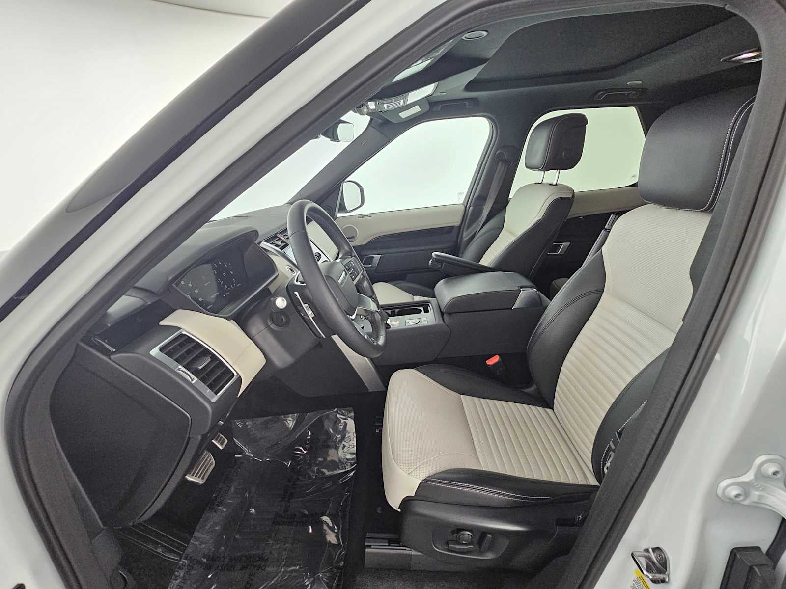 2023 Land Rover Discovery S R-Dynamic