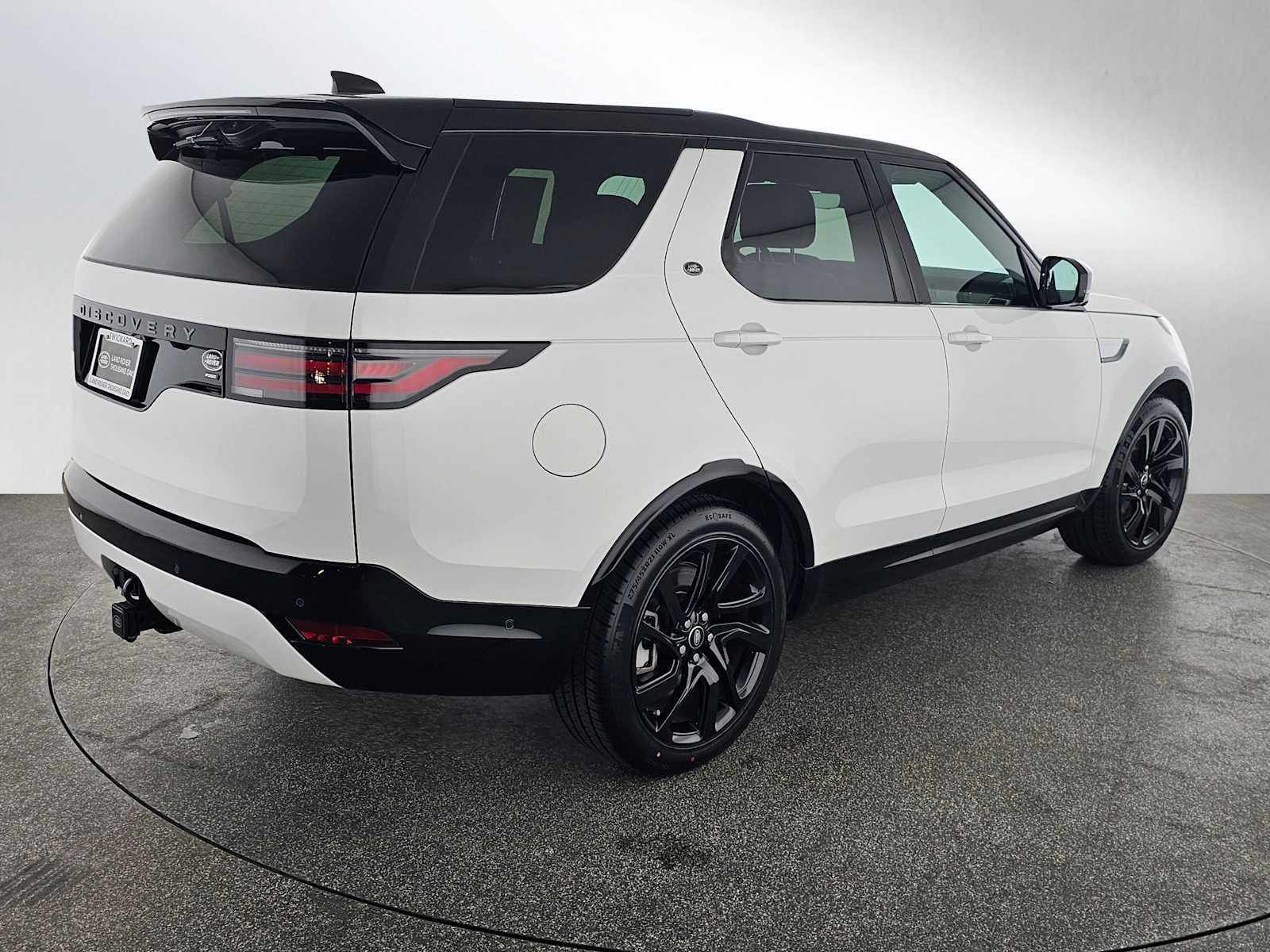 2023 Land Rover Discovery S R-Dynamic