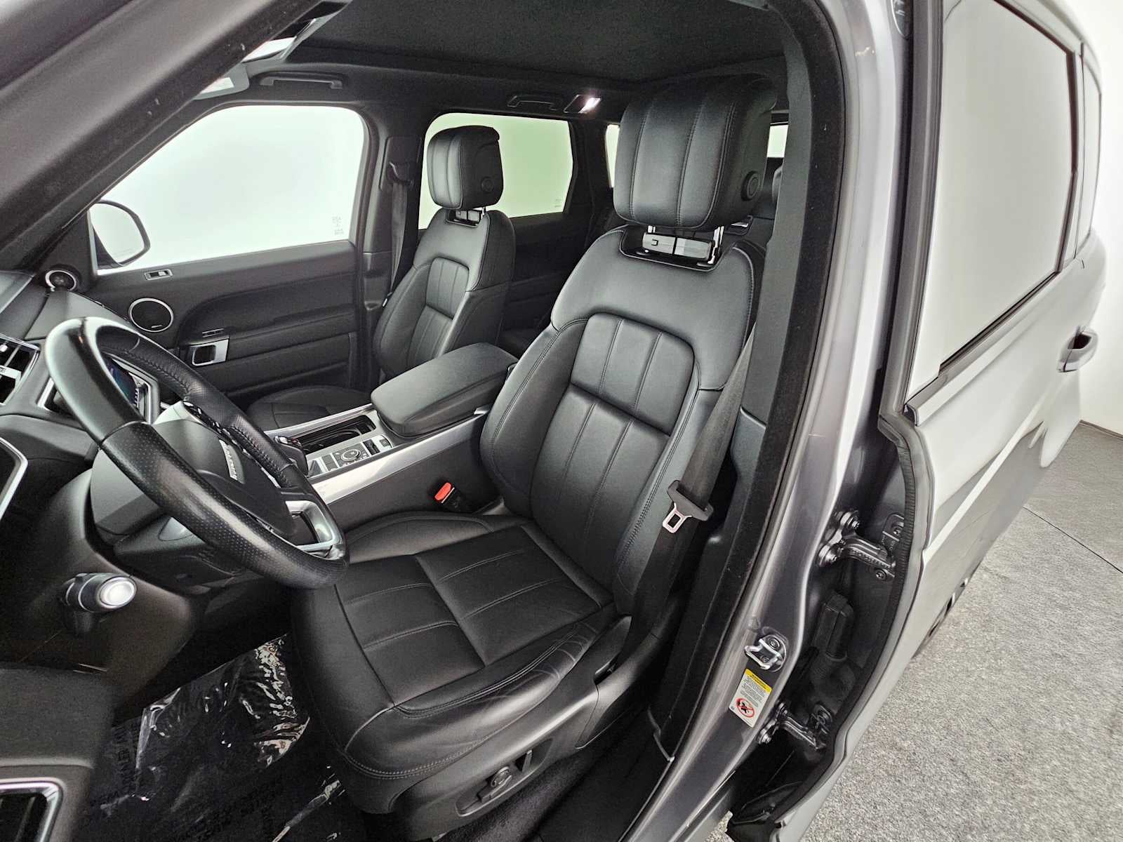 2022 Land Rover Range Rover Sport SE