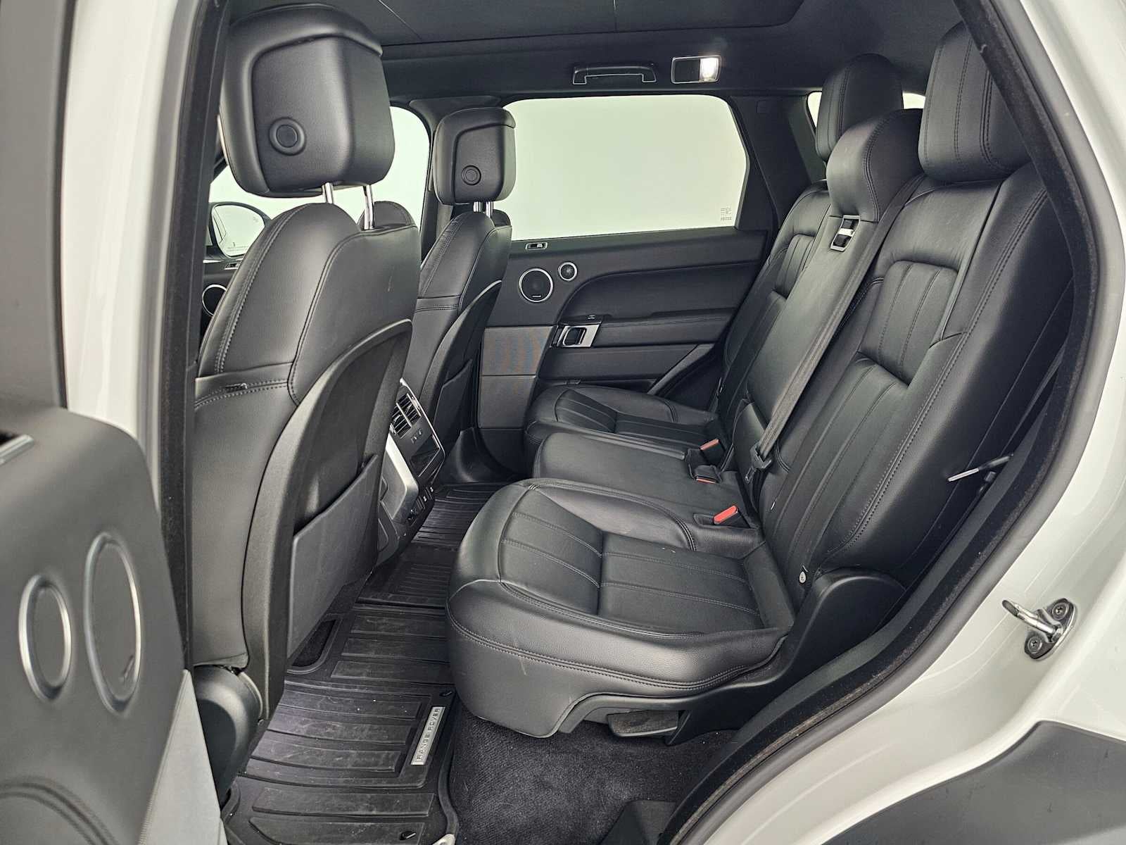 2020 Land Rover Range Rover Sport SE