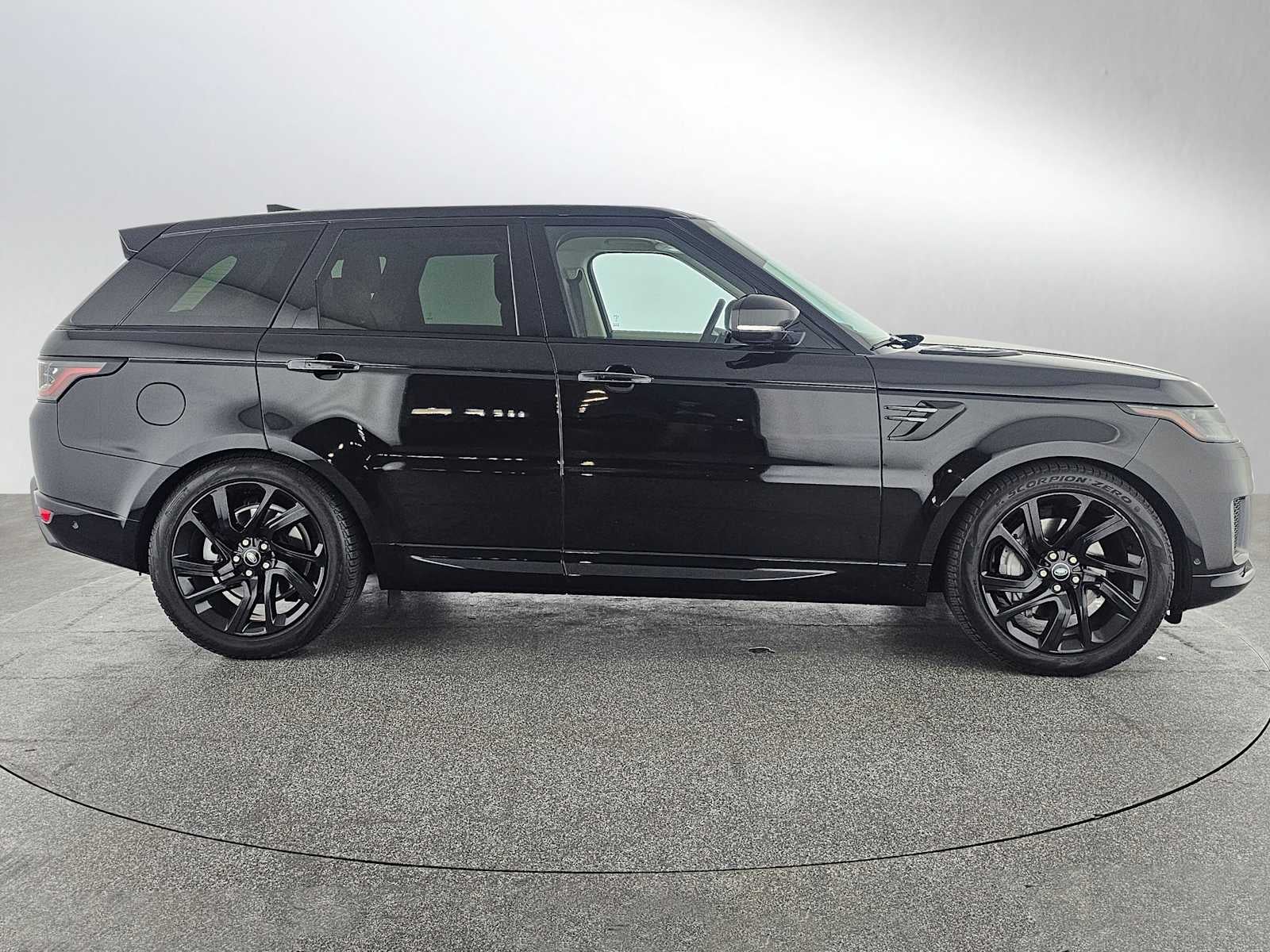 2022 Land Rover Range Rover Sport HSE Silver Edition
