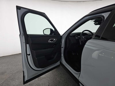 2025 Land Rover Range Rover Velar Dynamic SE