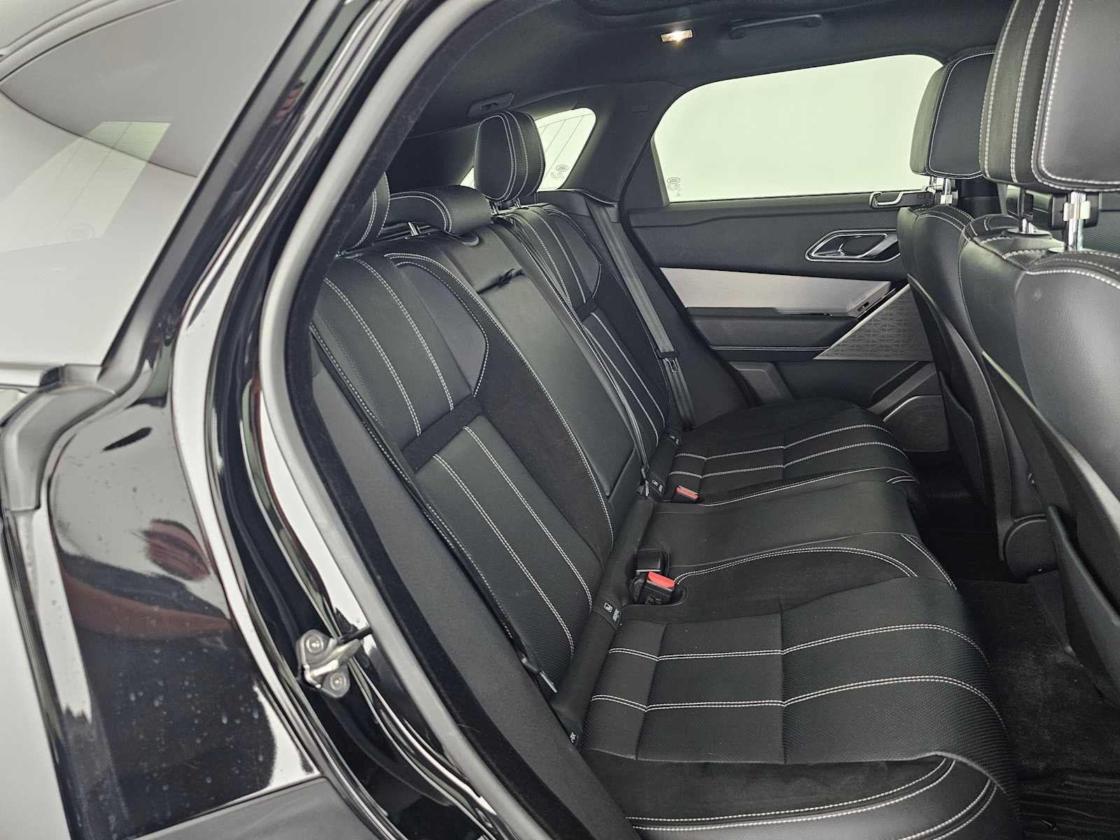 2018 Land Rover Range Rover Velar R-Dynamic SE