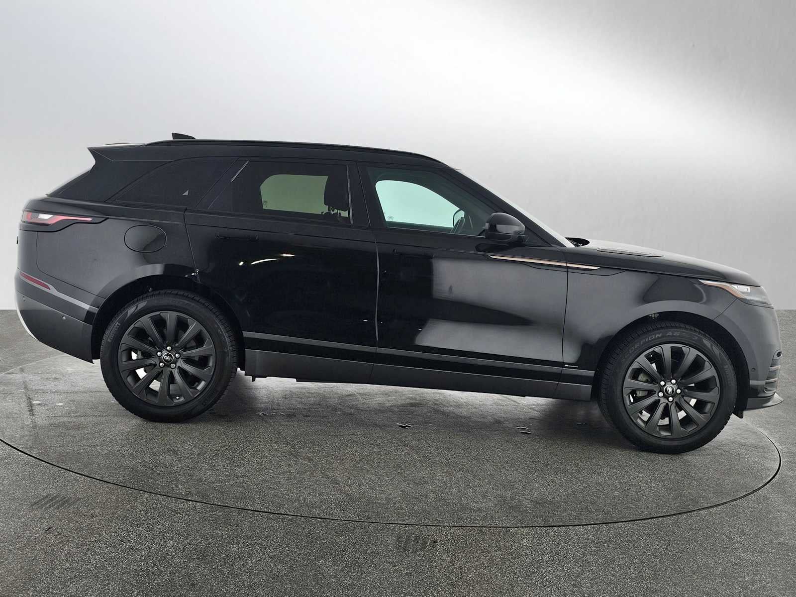 2018 Land Rover Range Rover Velar R-Dynamic SE