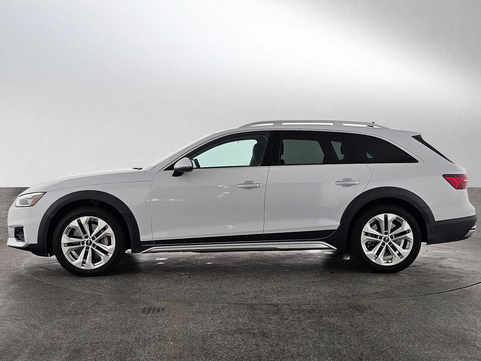 2023 Audi A4 allroad Premium Plus