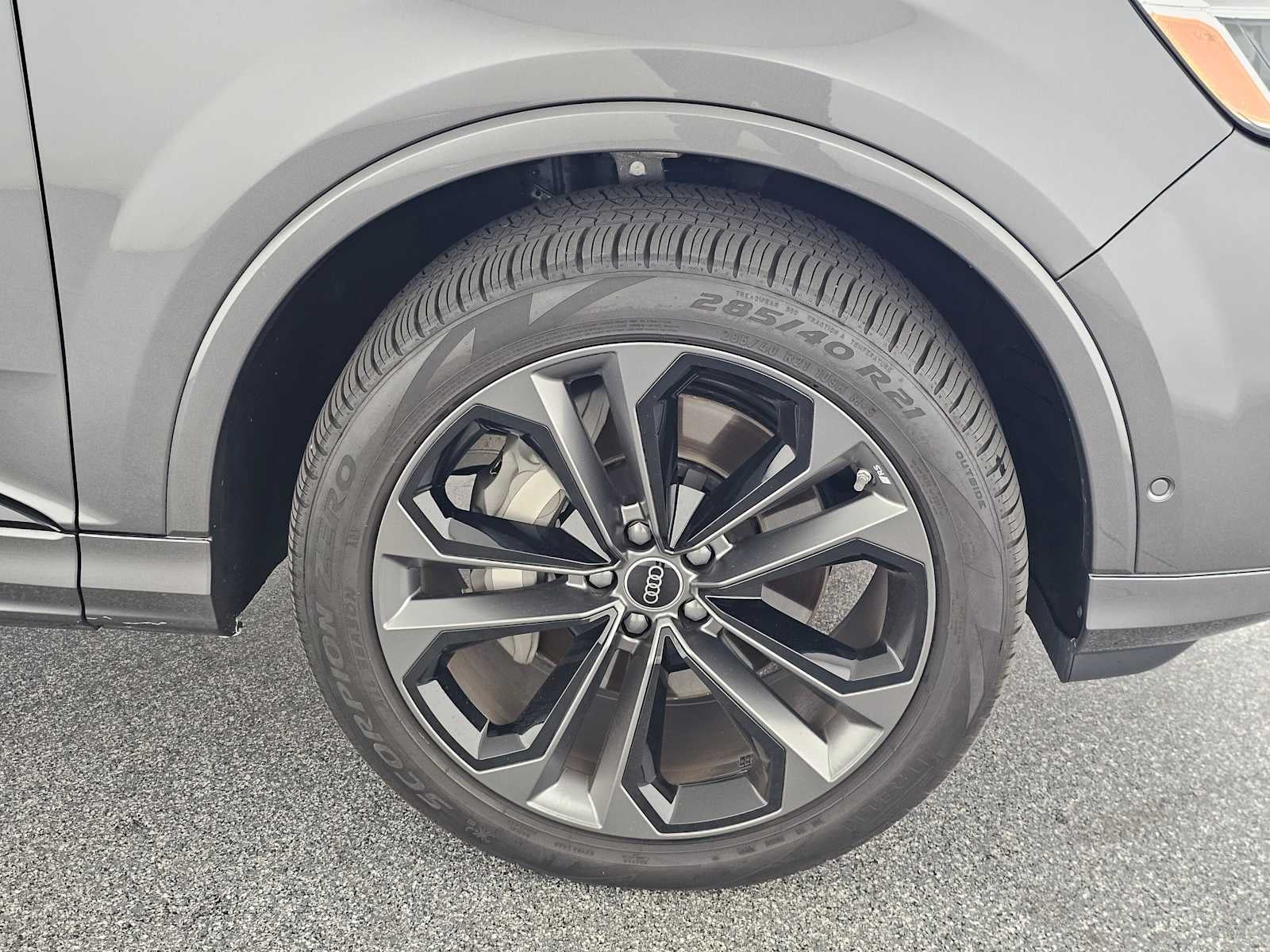 2025 Audi Q7 Premium Plus