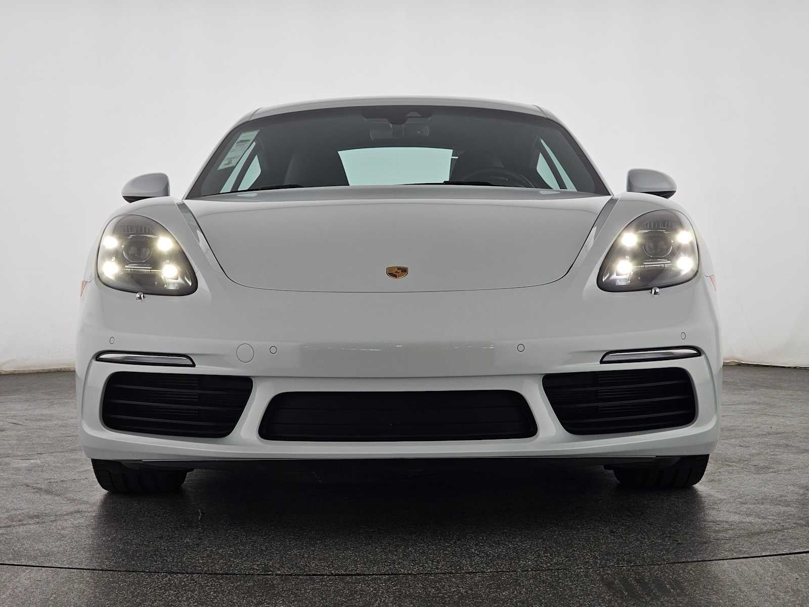 2022 Porsche 718 Cayman T