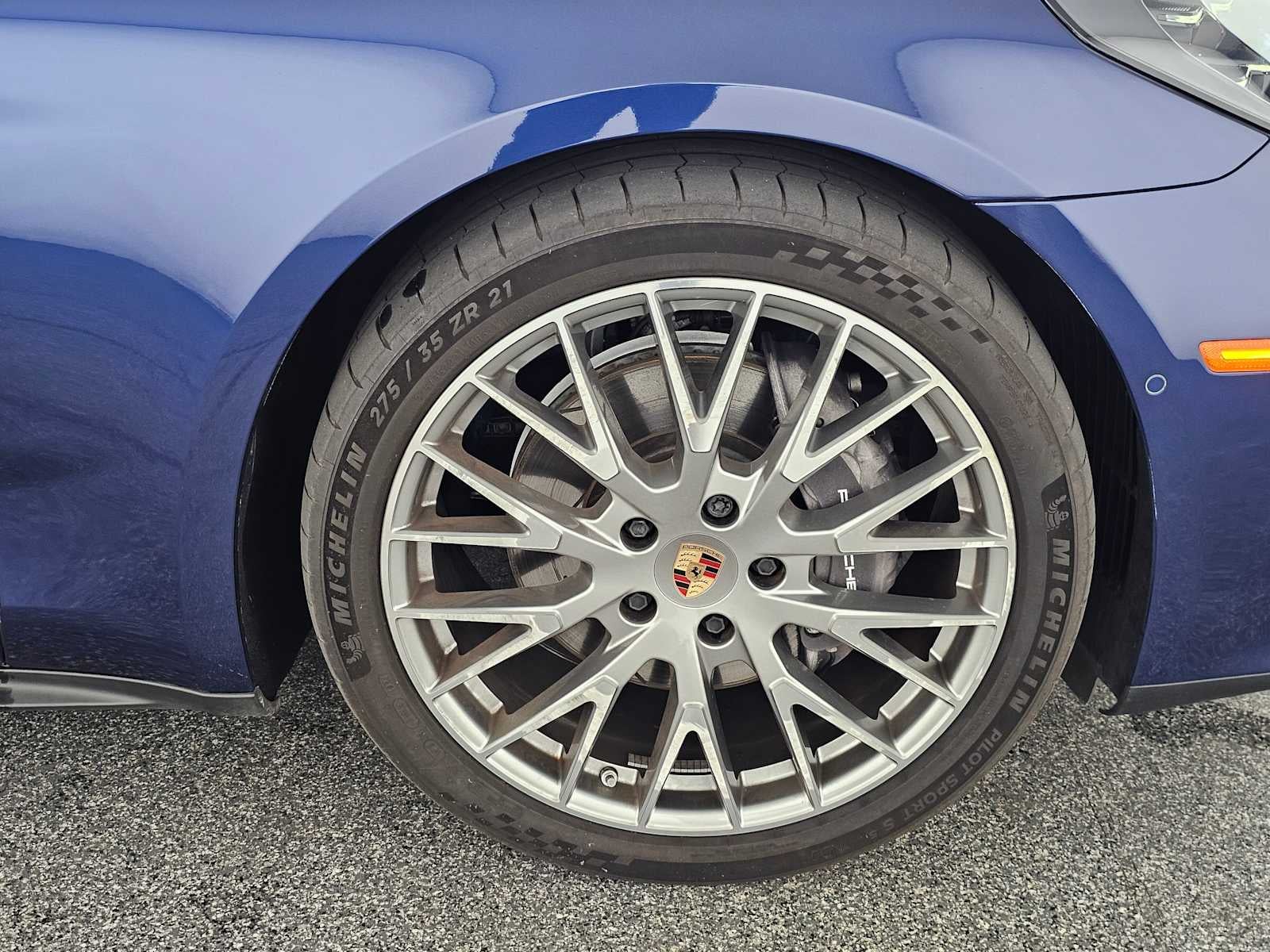 2024 Porsche Panamera 4