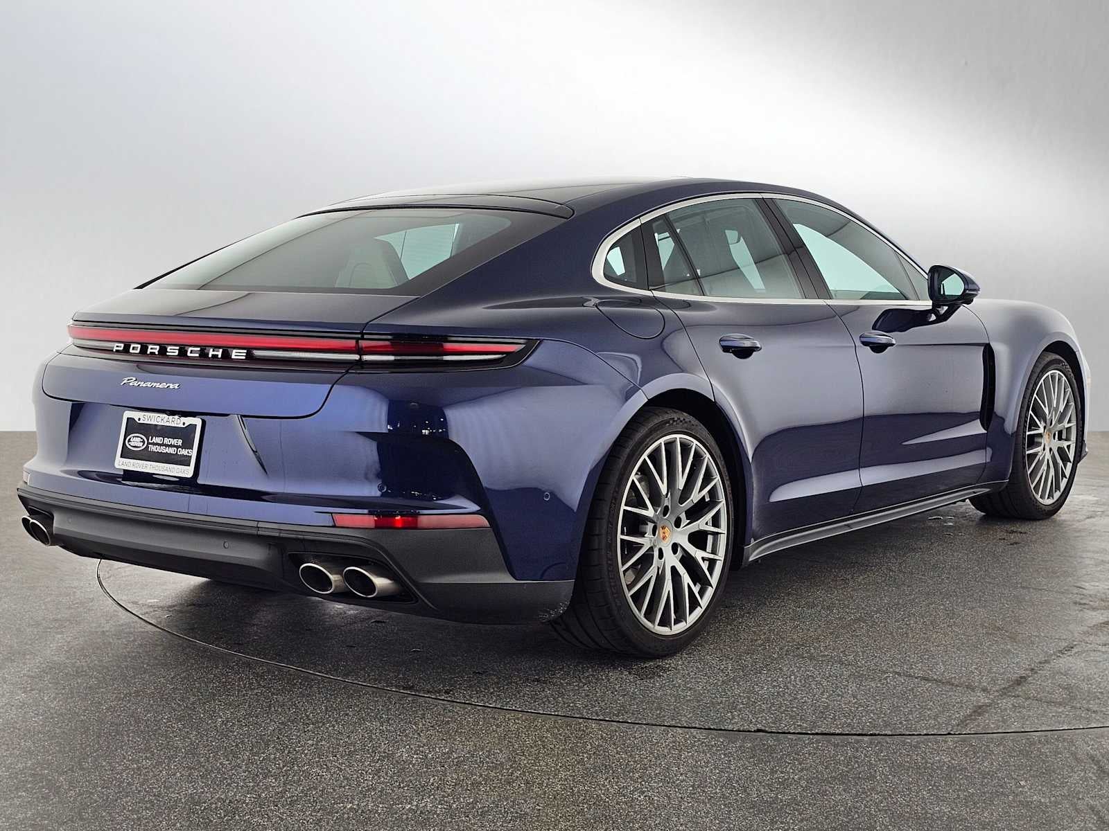 2024 Porsche Panamera 4