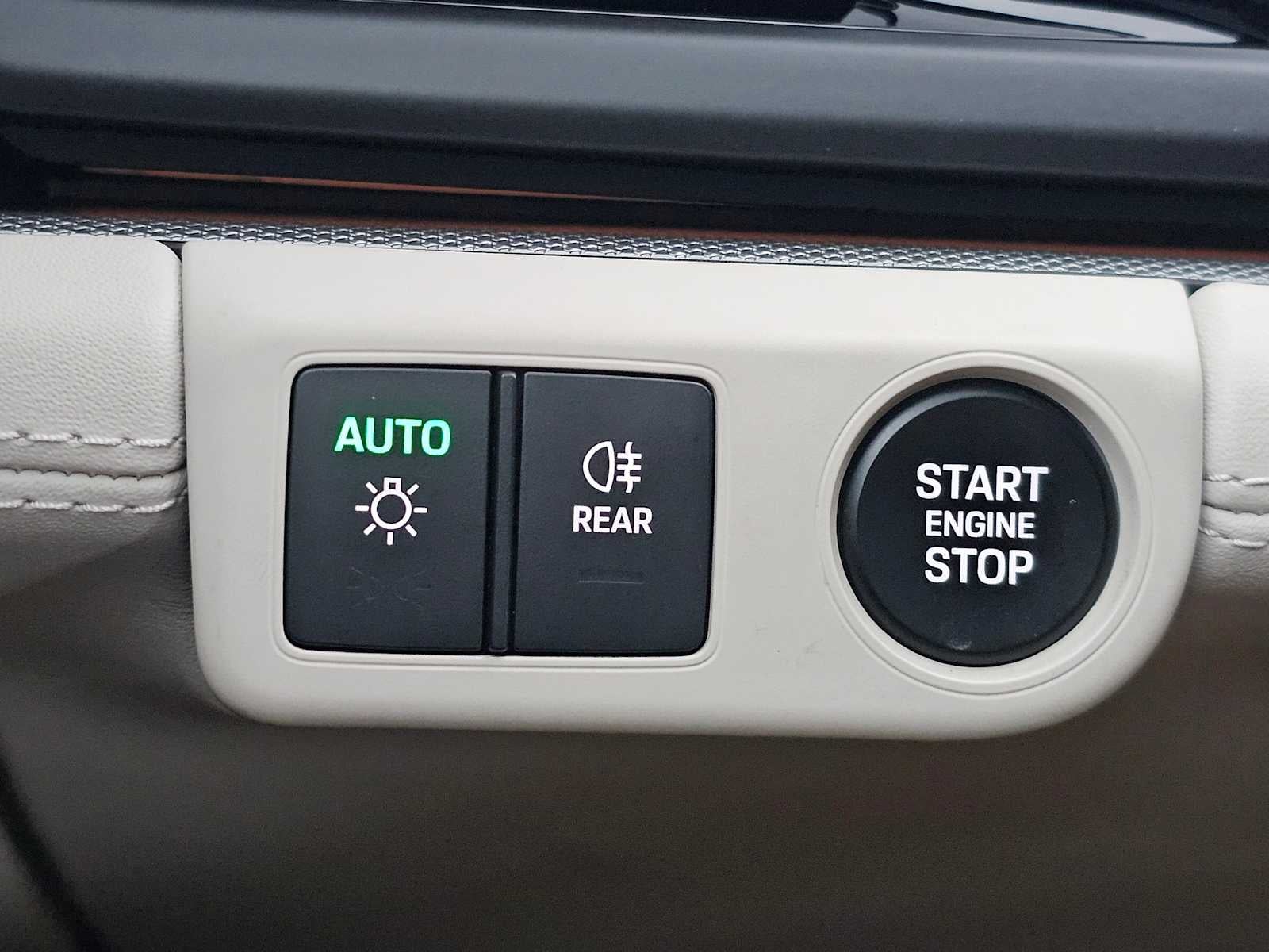 2024 Porsche Panamera 4