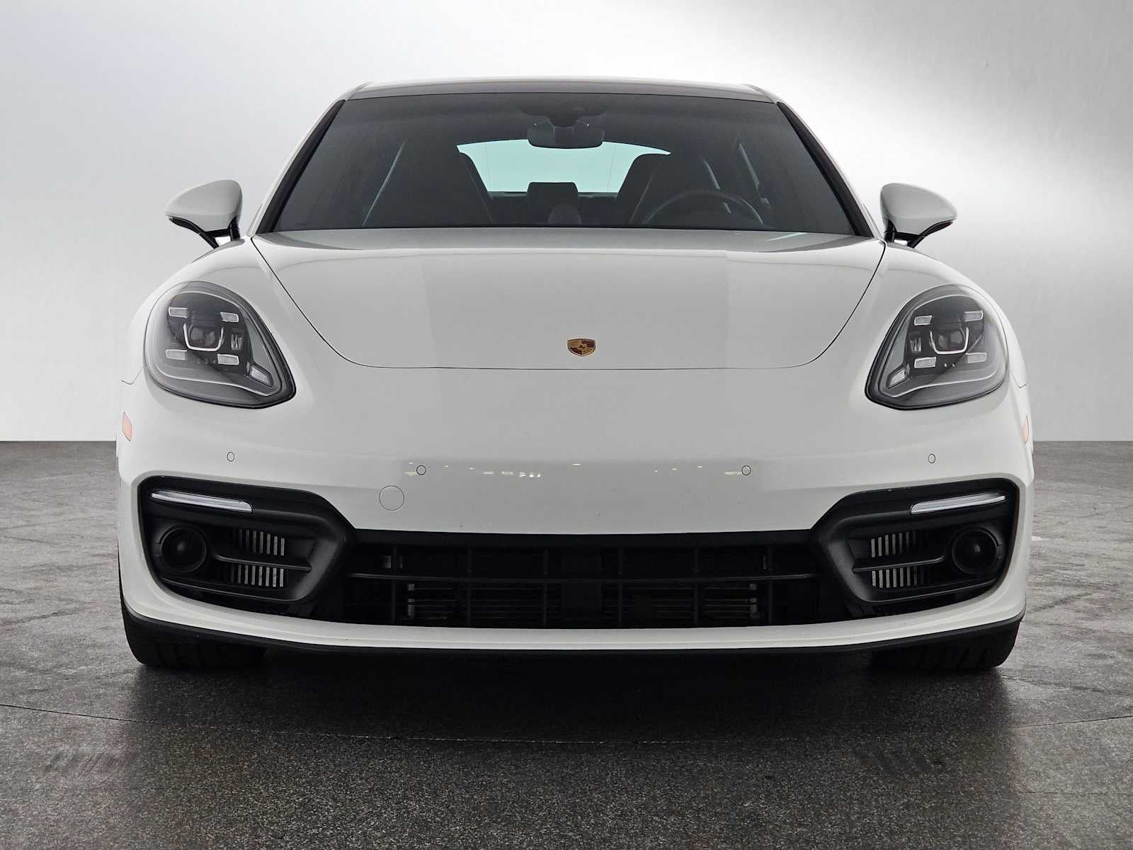 2023 Porsche Panamera Platinum Edition