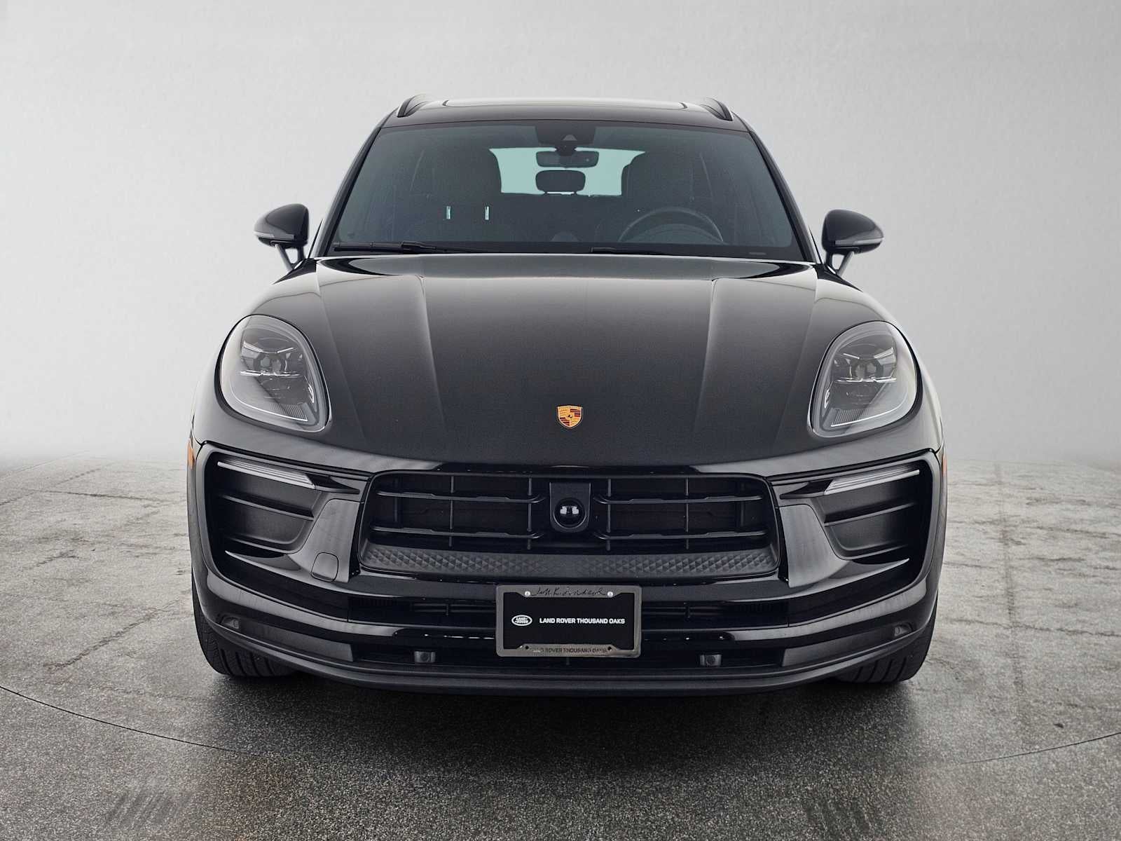 2023 Porsche Macan AWD