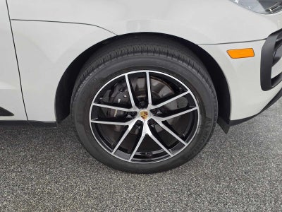 2024 Porsche Macan AWD