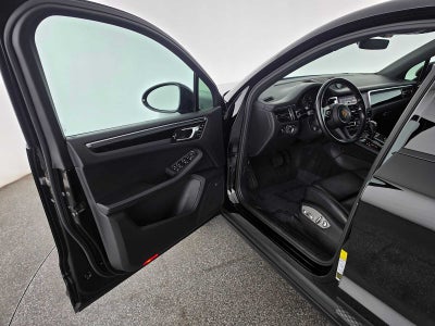 2024 Porsche Macan AWD