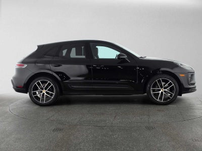 2024 Porsche Macan AWD