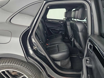 2021 Porsche Macan AWD