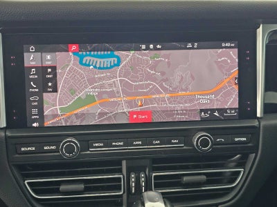 2021 Porsche Macan AWD