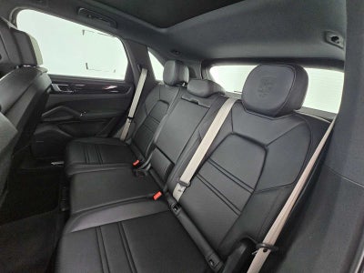 2022 Porsche Cayenne Platinum Edition
