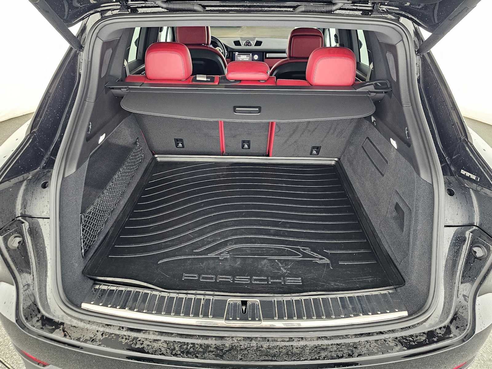 2022 Porsche Cayenne Platinum Edition