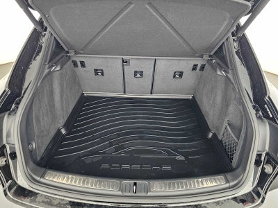 2024 Porsche Macan S