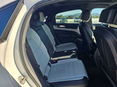 2025 Porsche Cayenne S