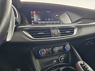 2023 Alfa Romeo Stelvio Estrema