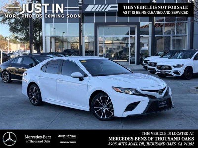 2020 Toyota Camry SE