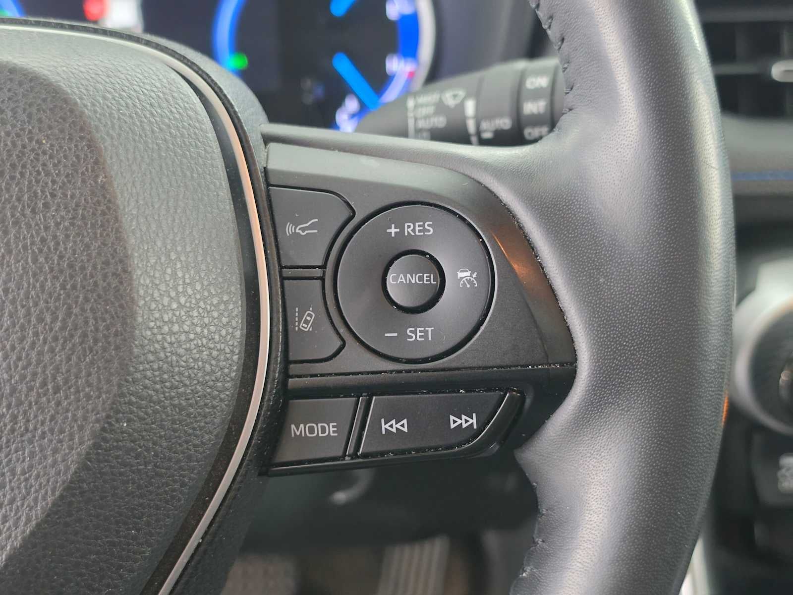 2019 Toyota RAV4 Hybrid XSE