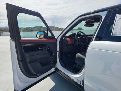 2026 Land Rover Range Rover Sport SV