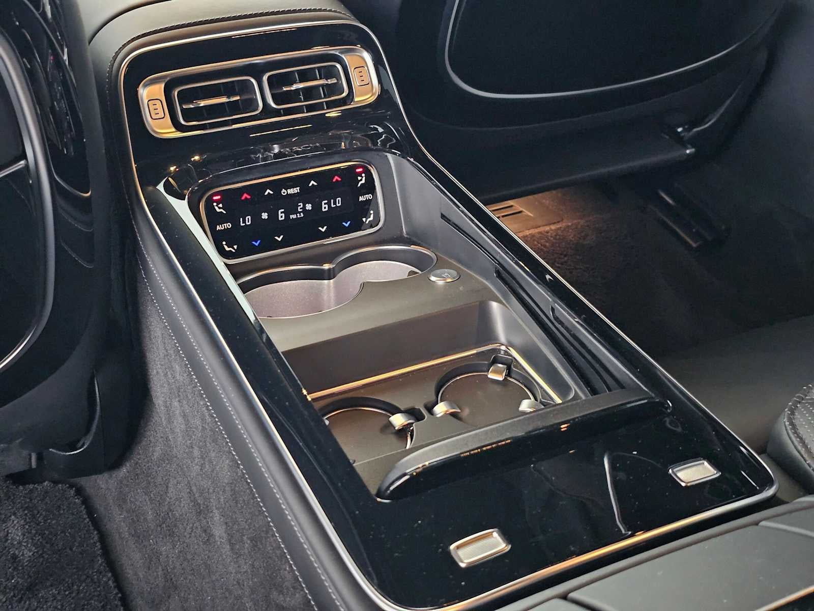 2024 Mercedes-Benz Maybach S 580 4MATIC® Sedan
