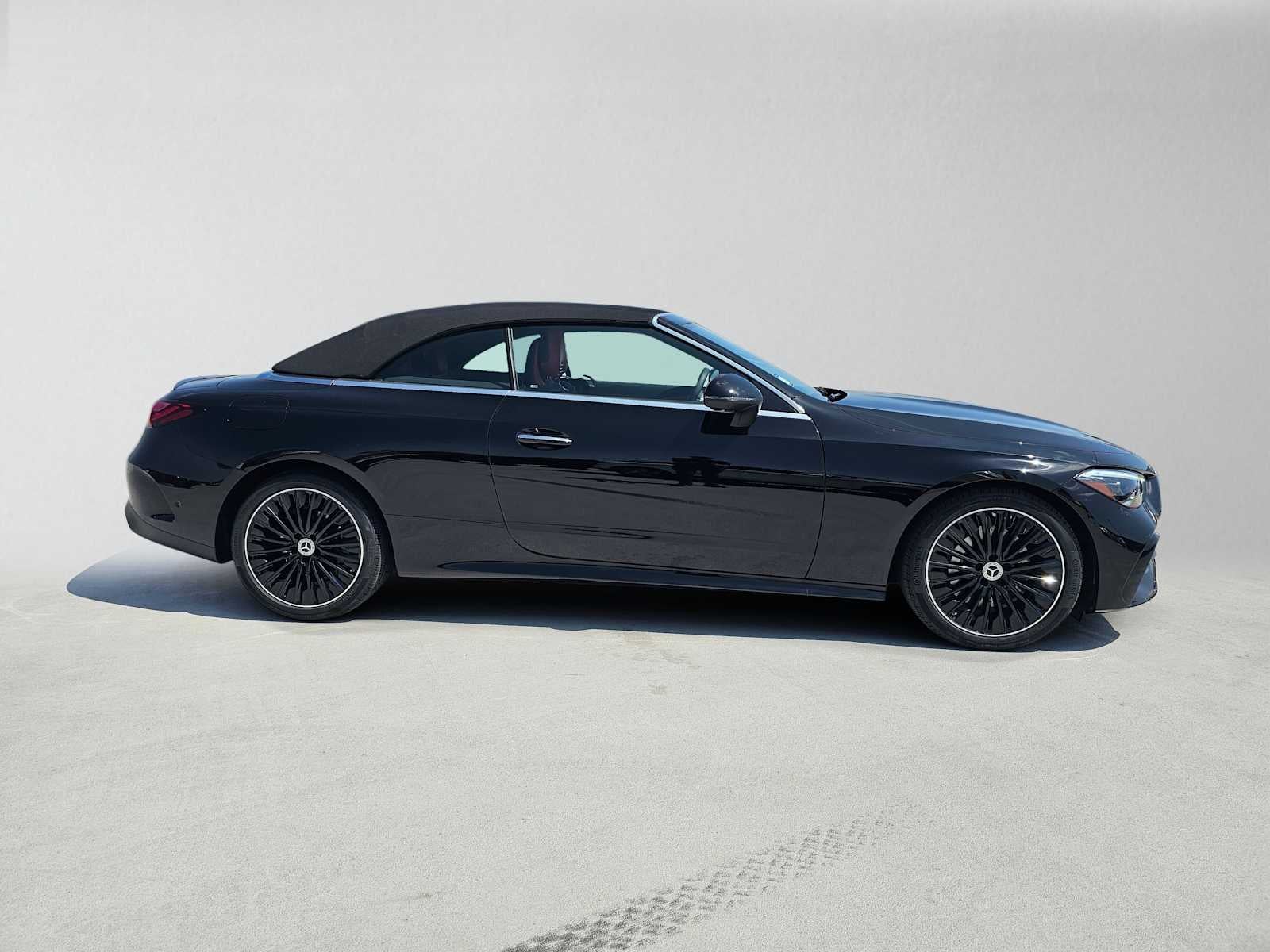 2026 Mercedes-Benz CLE 300 4MATIC® Cabriolet