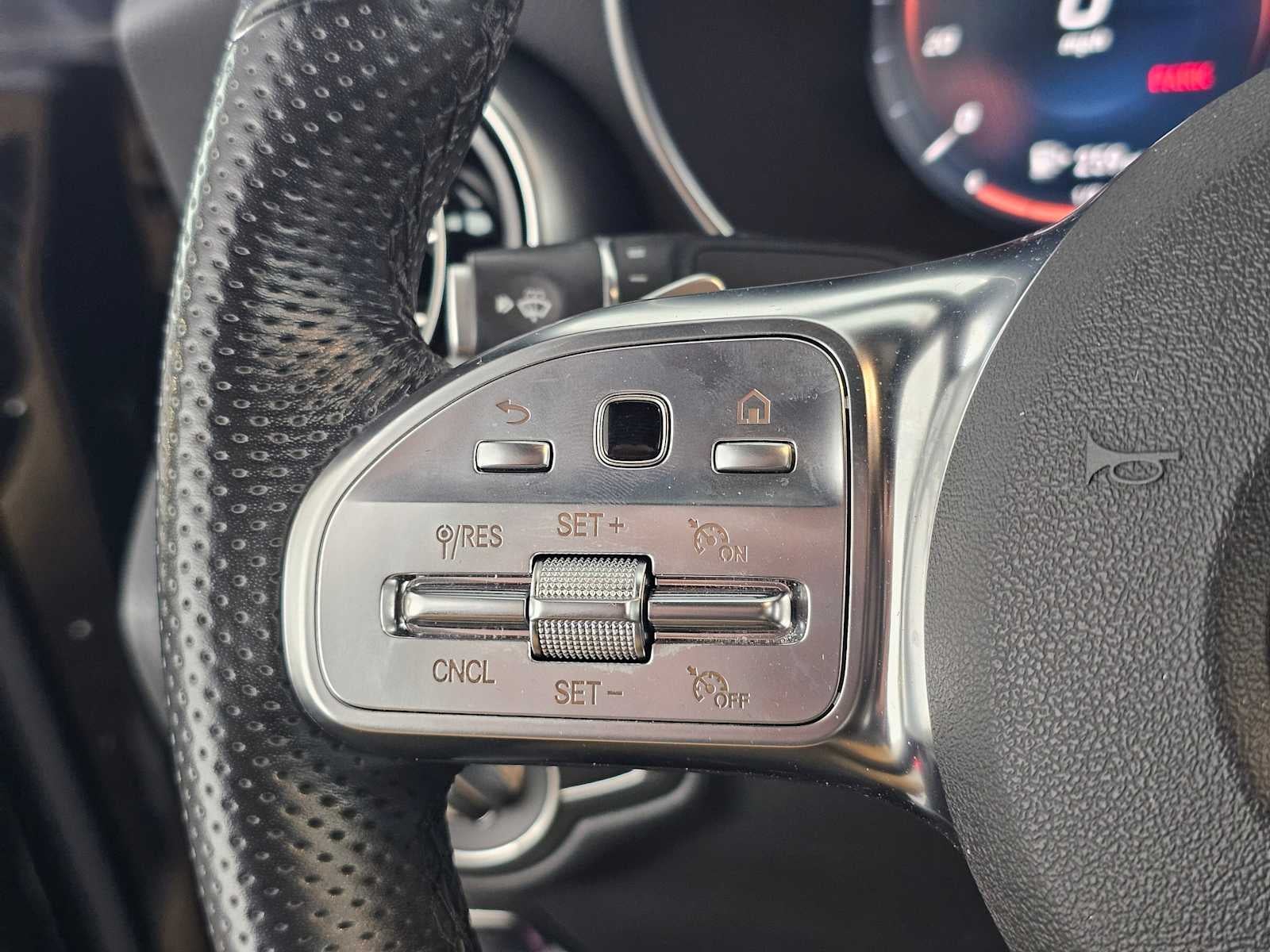 2021 Mercedes-Benz GLC GLC 300