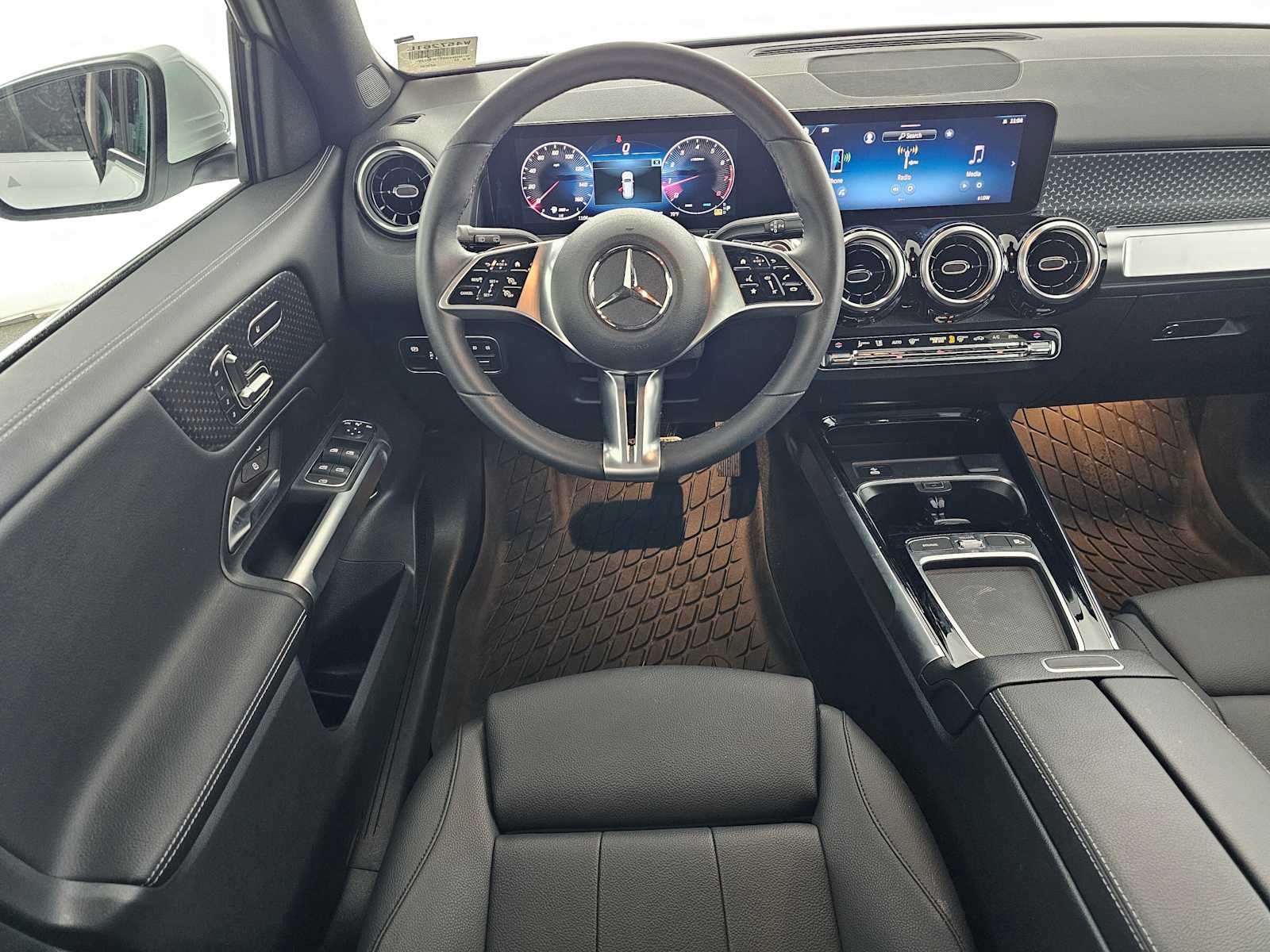 2026 Mercedes-Benz GLB 250 SUV