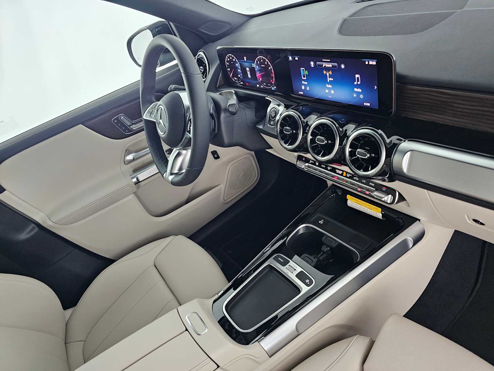 2026 Mercedes-Benz GLB 250 SUV