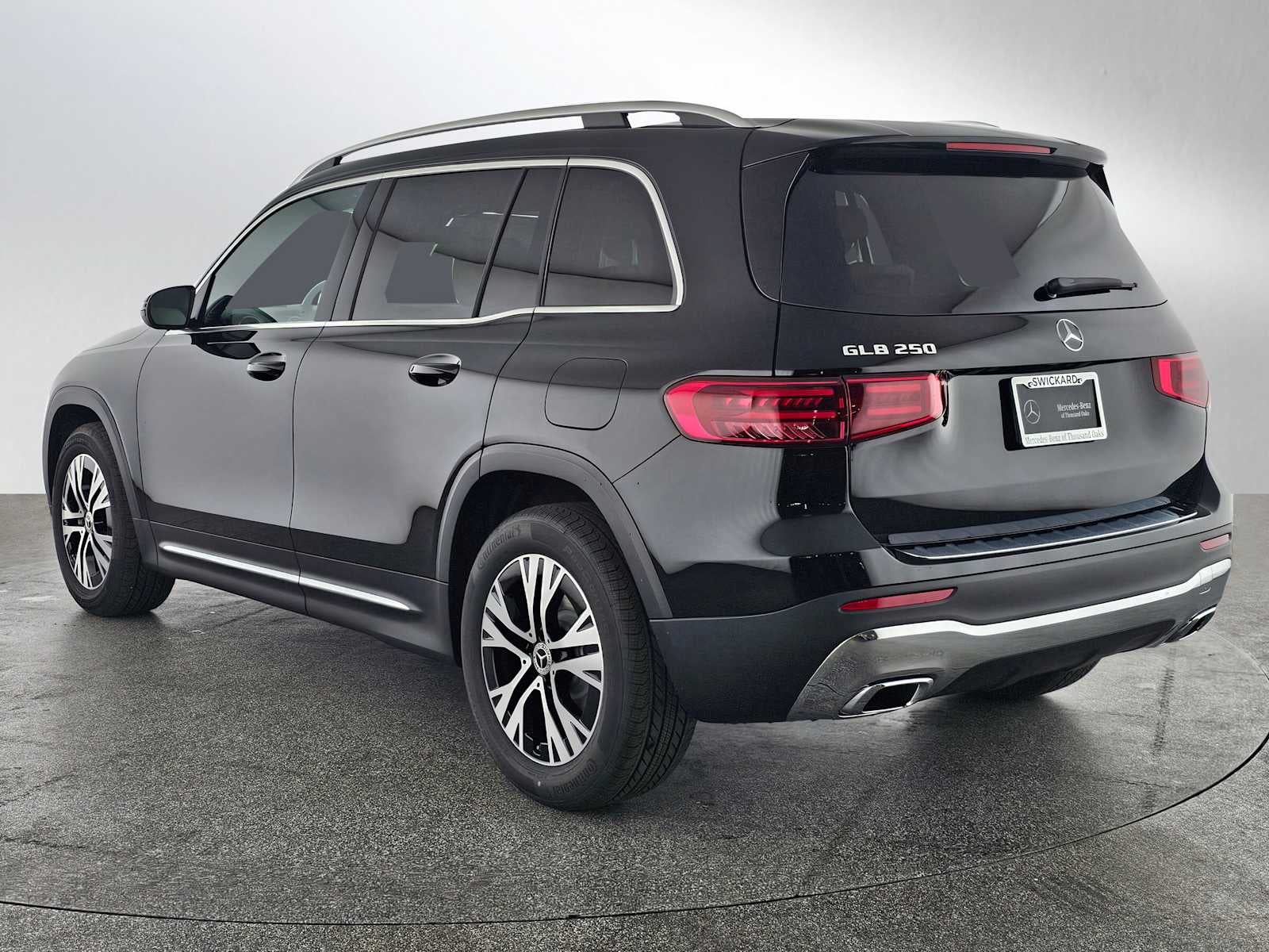 2026 Mercedes-Benz GLB 250 SUV
