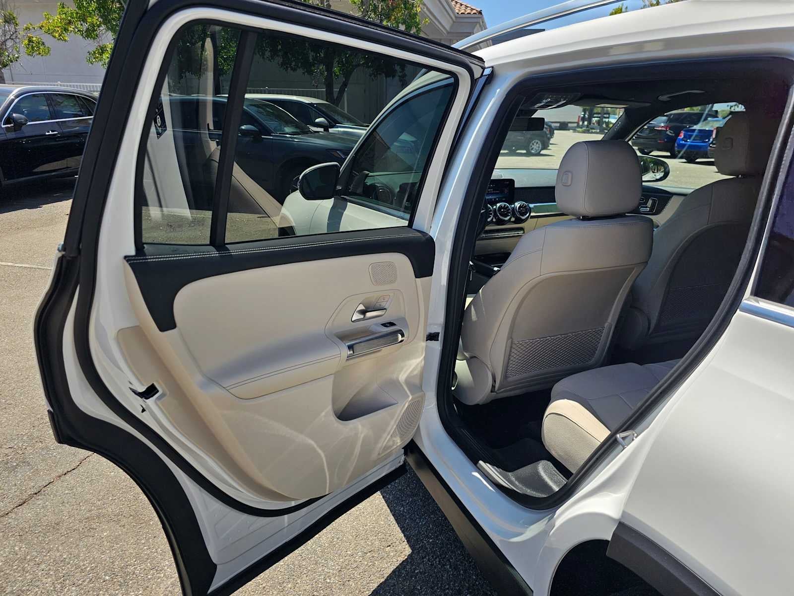 2026 Mercedes-Benz GLB 250 SUV