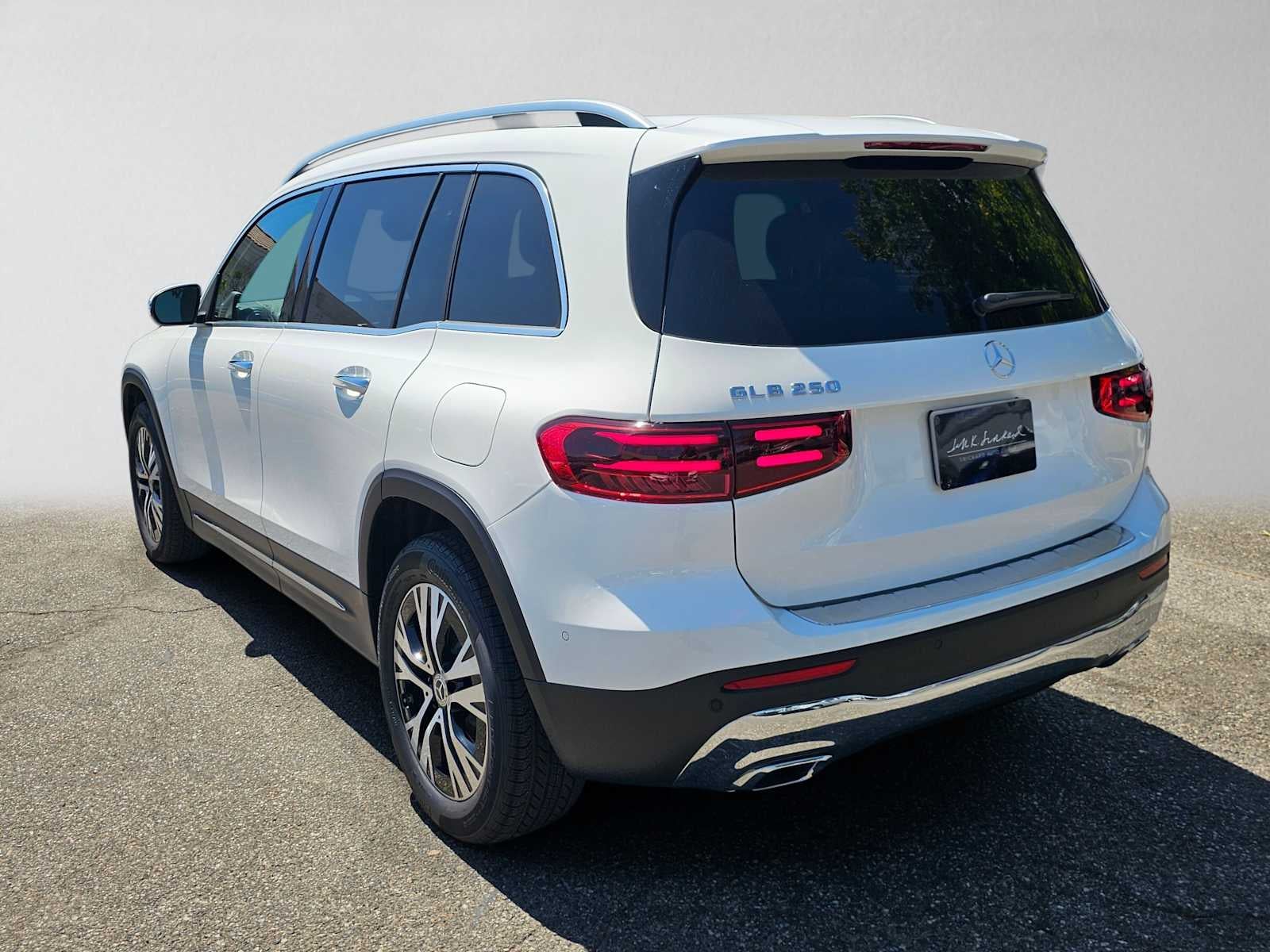 2026 Mercedes-Benz GLB 250 SUV