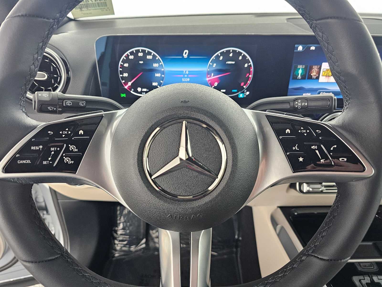 2026 Mercedes-Benz GLB 250 SUV