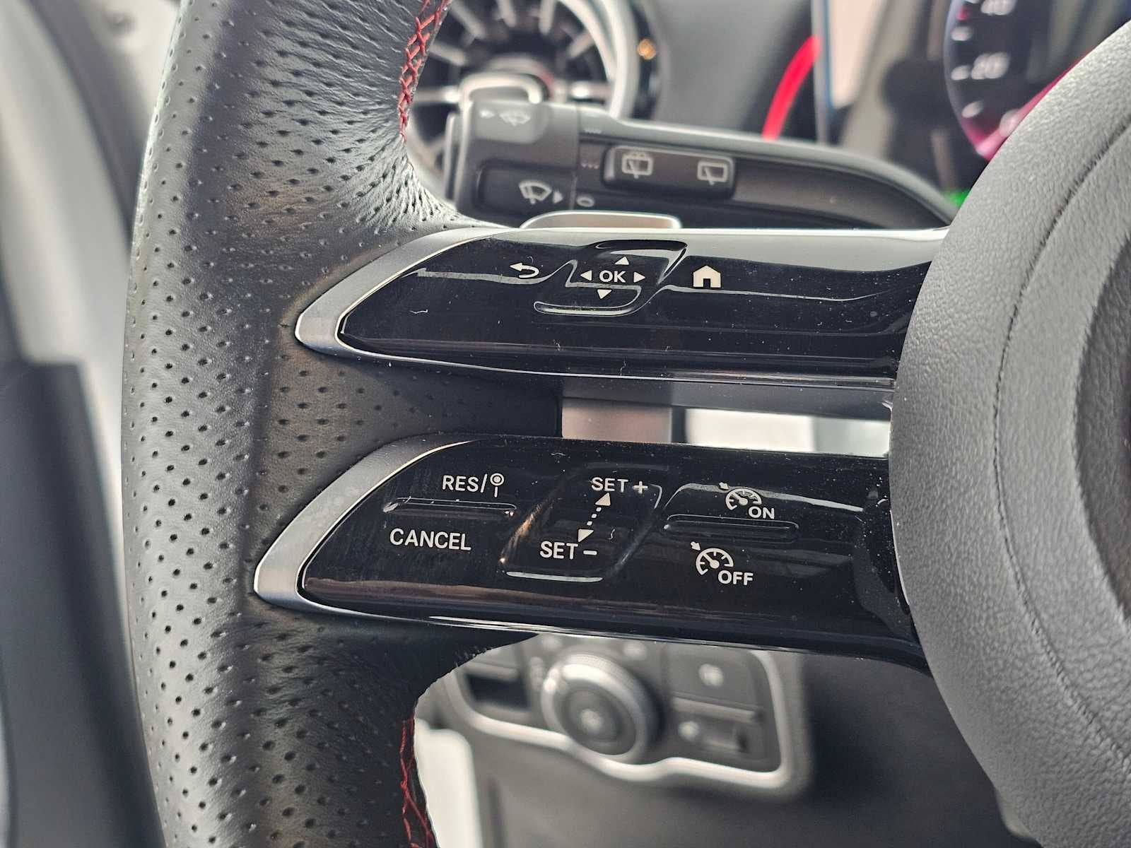 2025 Mercedes-Benz GLB GLB 250