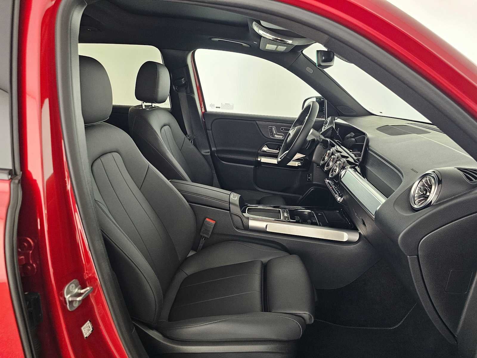 2026 Mercedes-Benz GLB 250 SUV