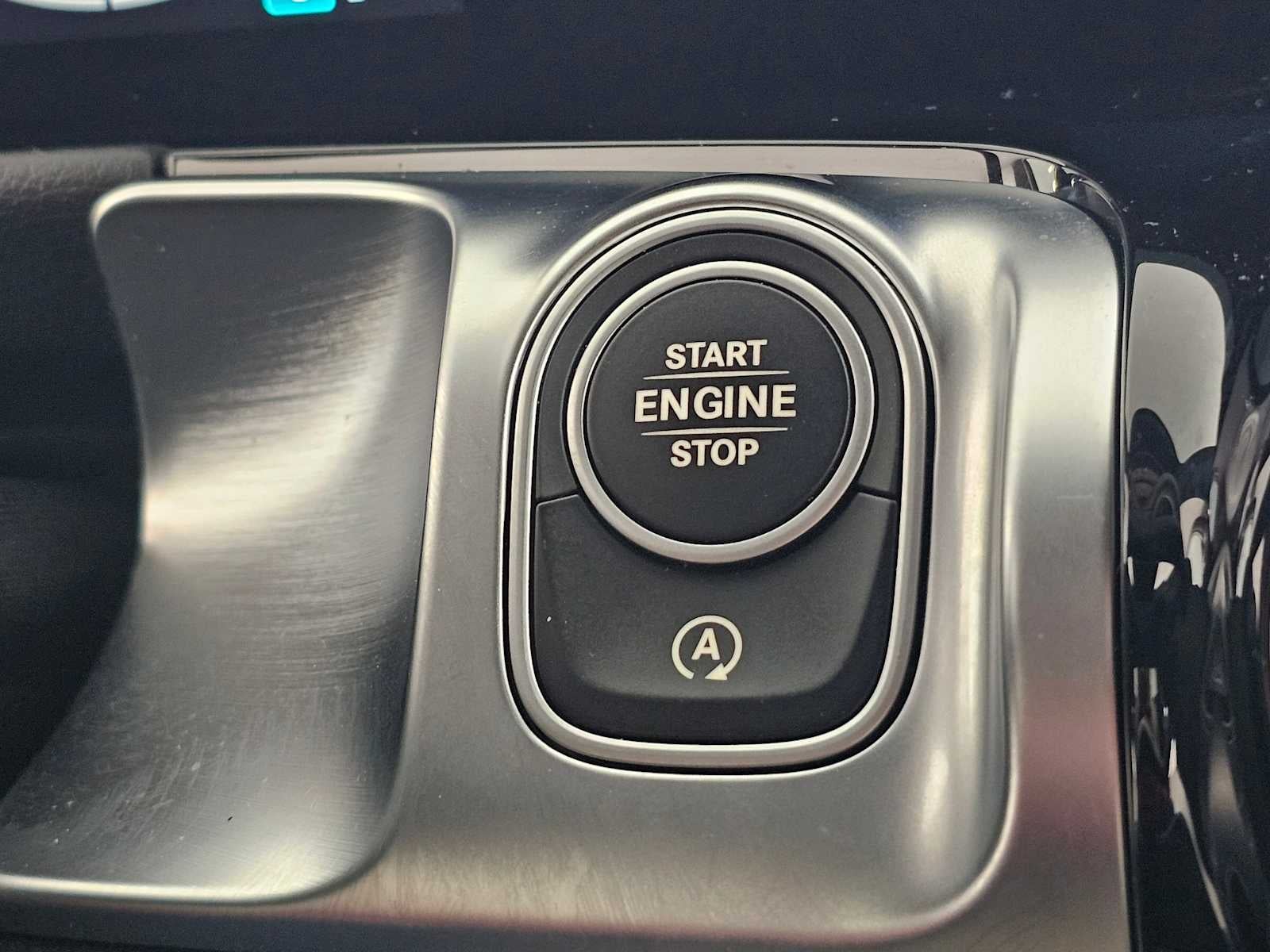 2026 Mercedes-Benz GLB 250 SUV