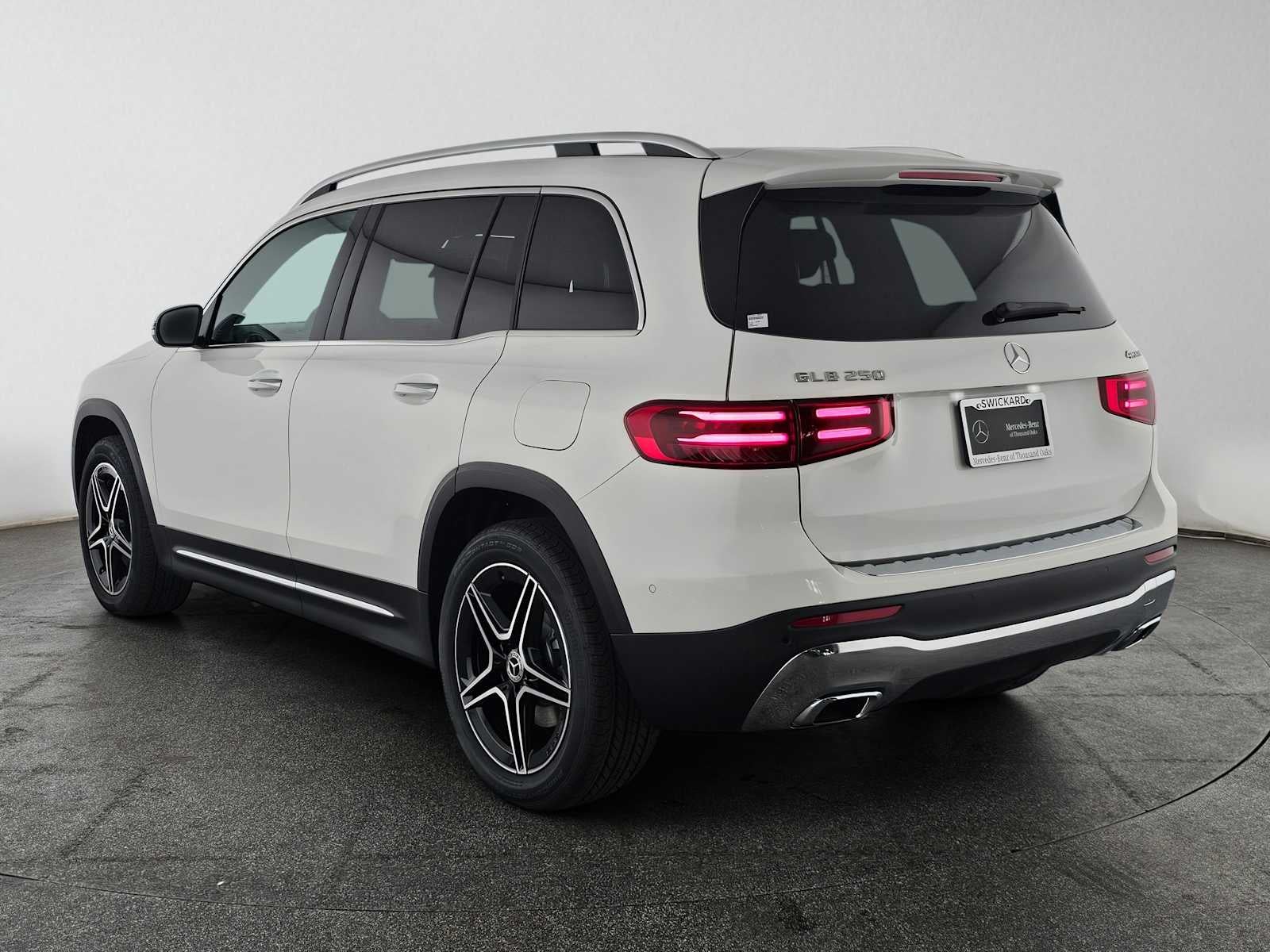 2026 Mercedes-Benz GLB 250 4MATIC® SUV