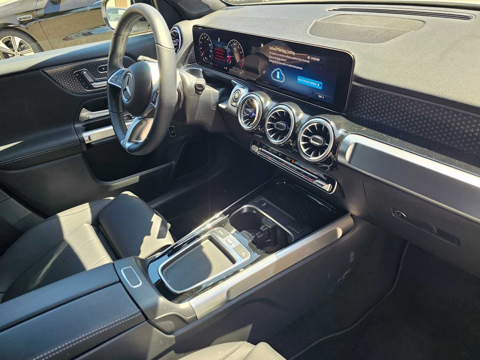 2026 Mercedes-Benz GLB 250 4MATIC® SUV