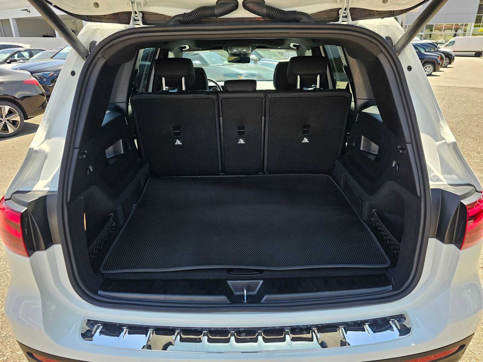 2026 Mercedes-Benz GLB 250 4MATIC® SUV