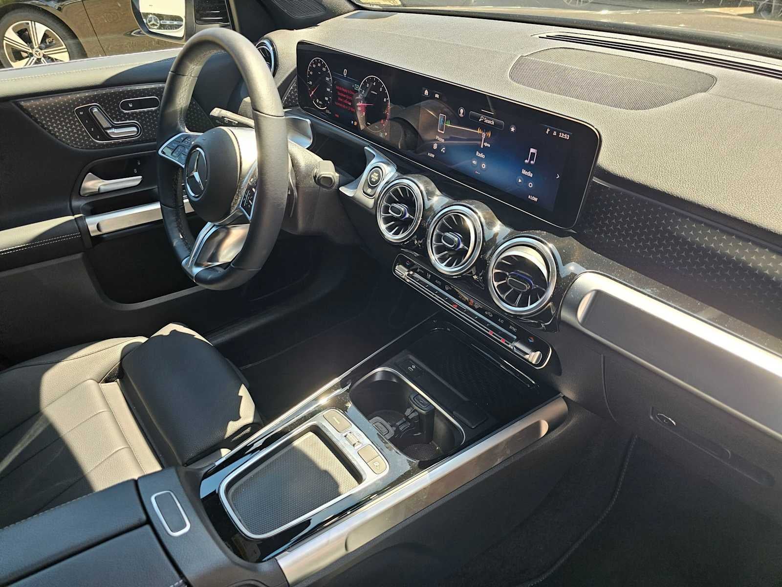 2026 Mercedes-Benz GLB 250 4MATIC® SUV